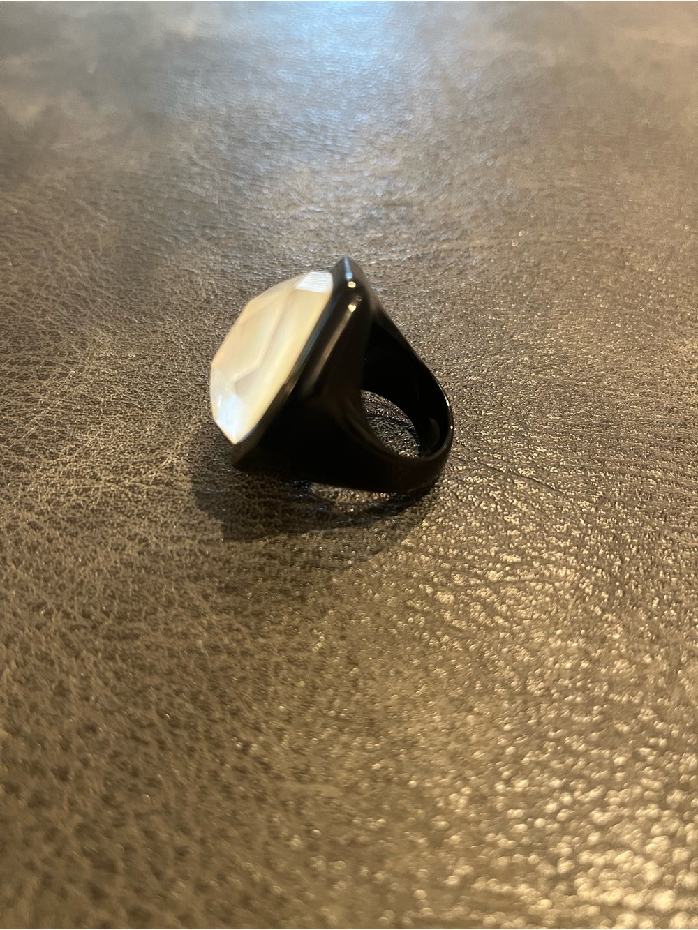 Ippolita Mother-of-Pearl Quartz & Resin Ring - Picture 2 of 11